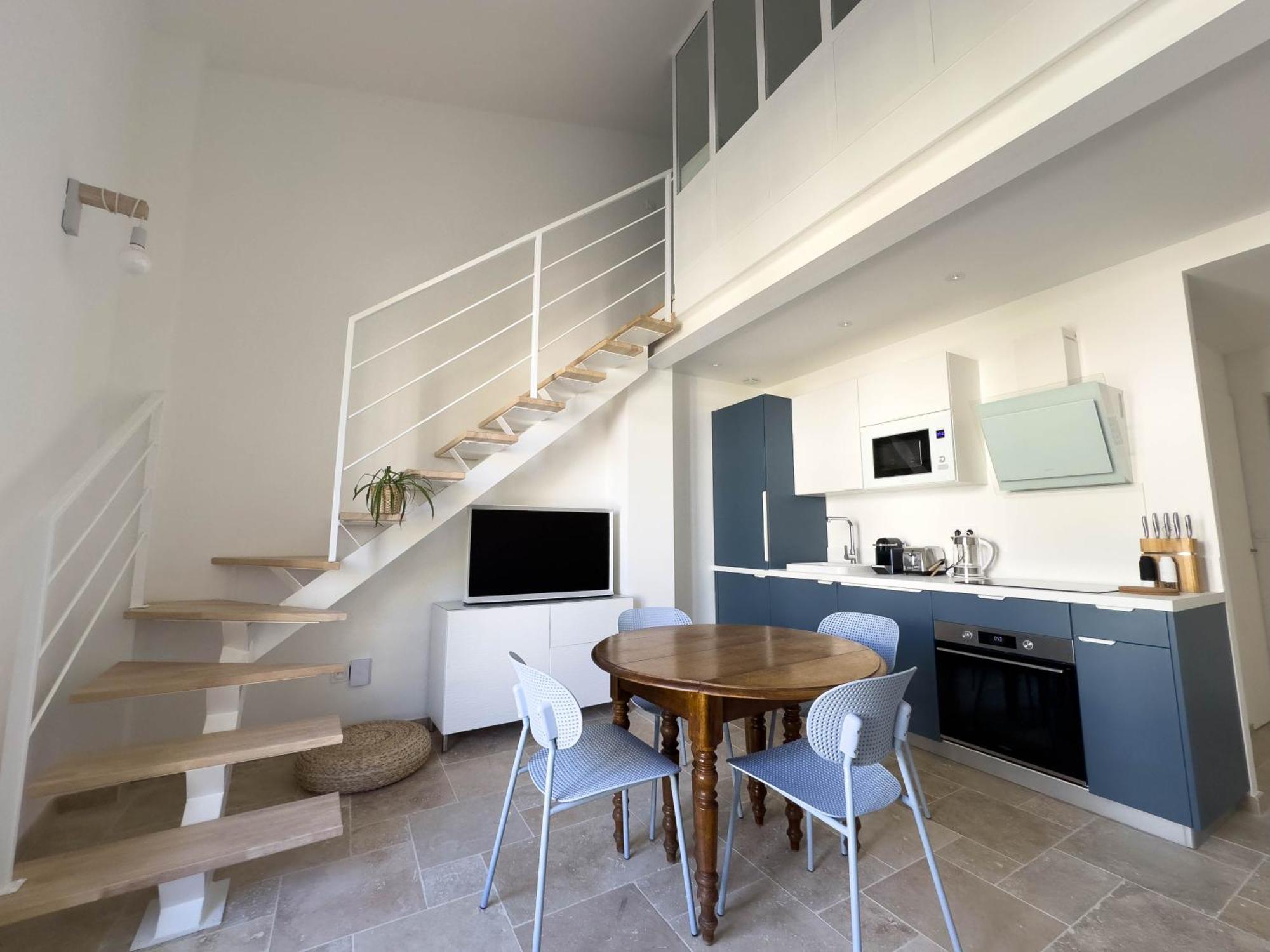 Les Suites Du 13 Aigues-Mortes Luaran gambar