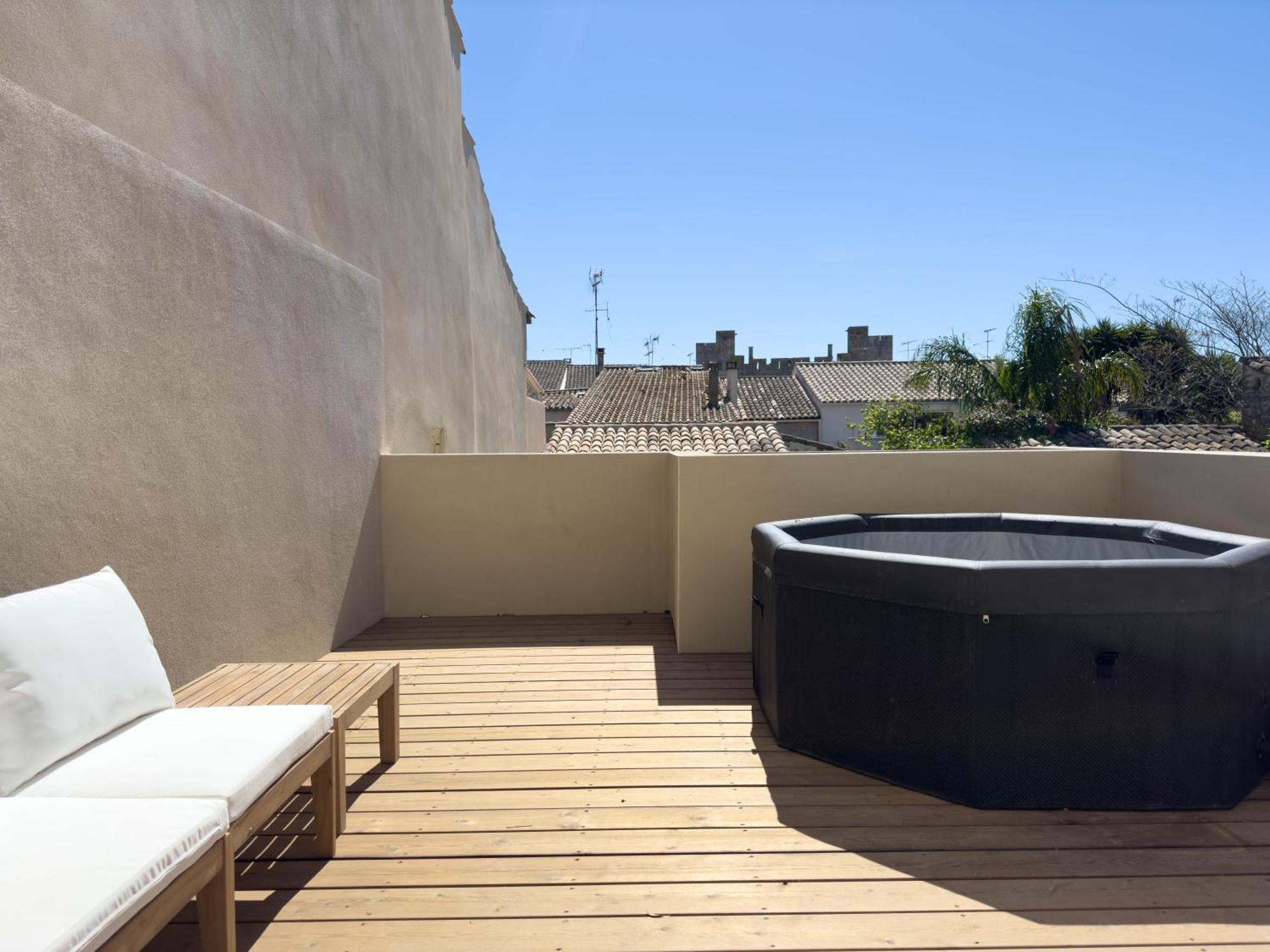 Les Suites Du 13 Aigues-Mortes Luaran gambar